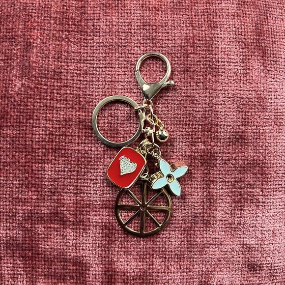 New GOLD WHEEL Bag Charm Red ☸ - Picture 4 of 8